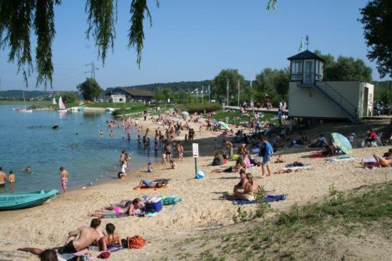 Le Clos Des Feugrais Saint-Aubin-lès-Elbeuf Dış mekan fotoğraf