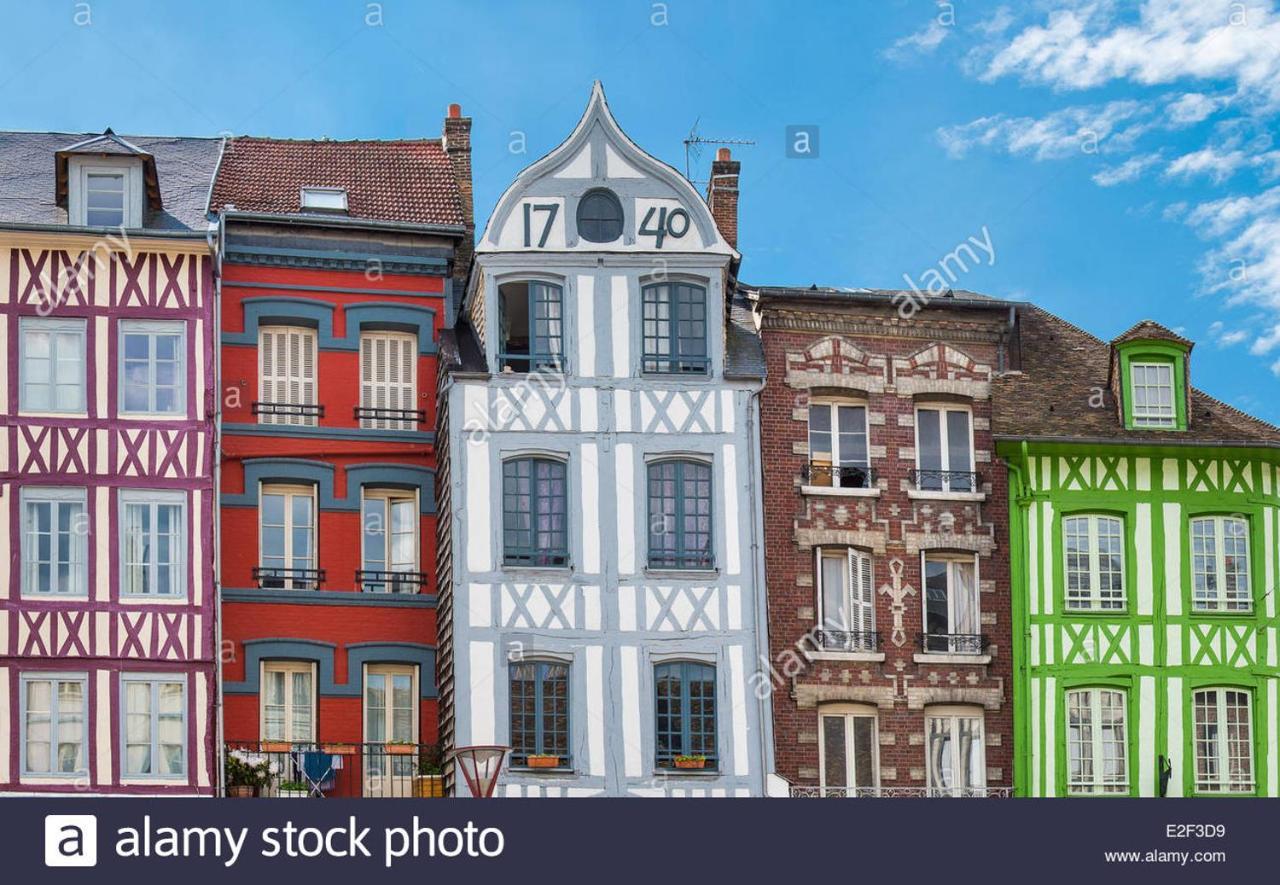 Le Clos Des Feugrais Saint-Aubin-lès-Elbeuf Dış mekan fotoğraf